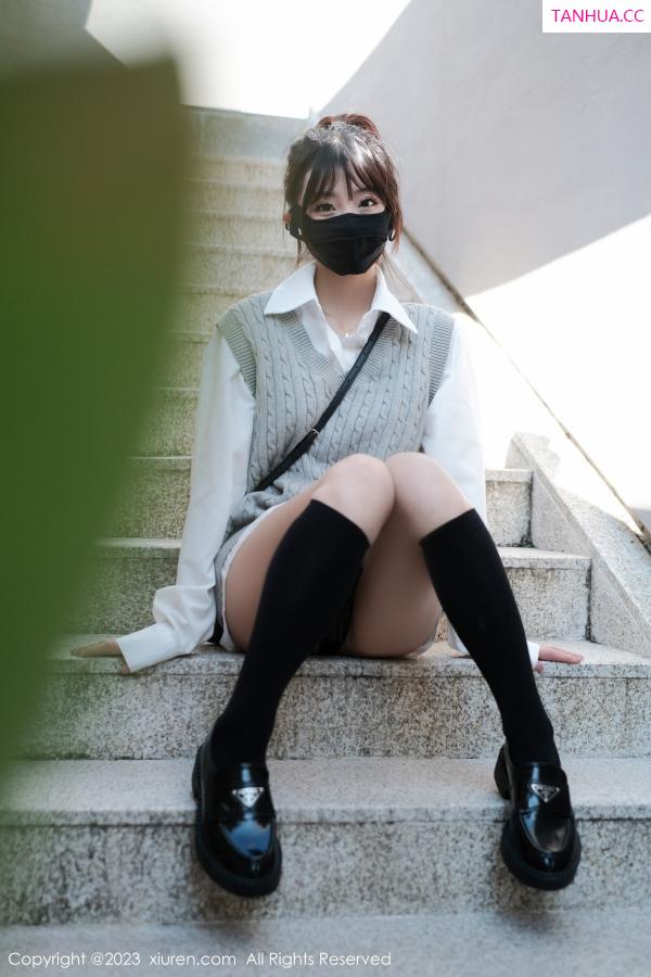 佘贝拉  [XiuRen]高清写真图 2023.01.17 No.6145 佘贝拉Bella 南京旅拍第24张图片